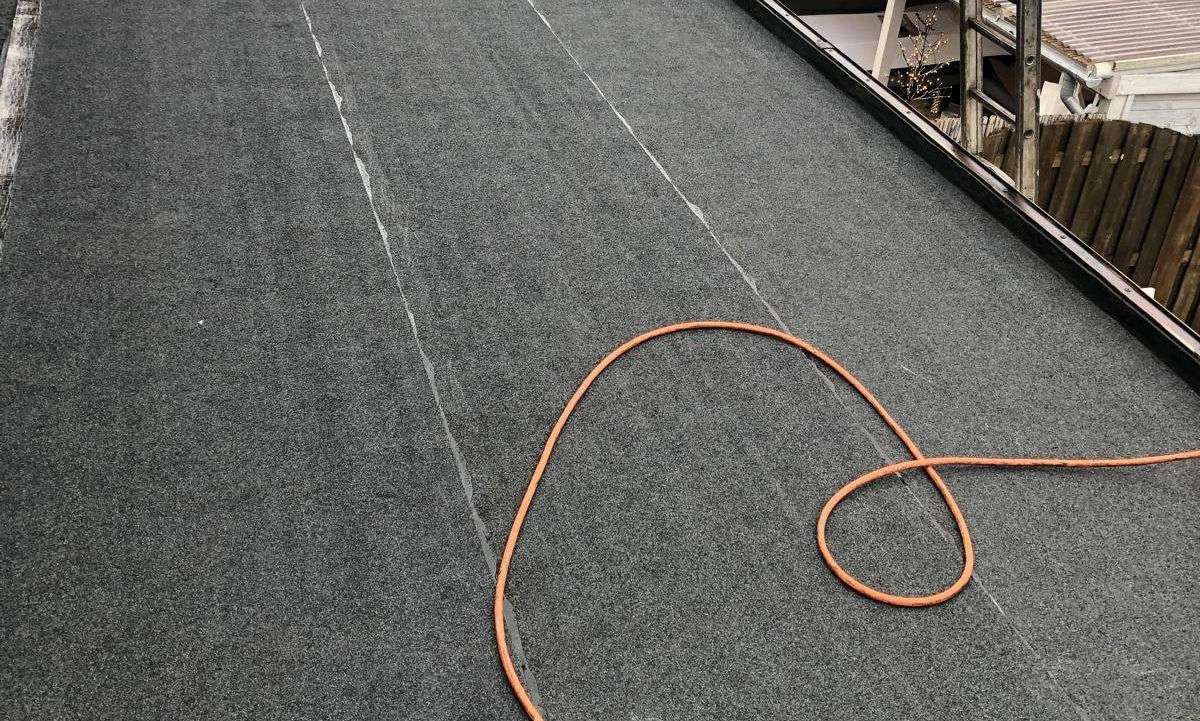 Renovatie van bitumen dak in 0345